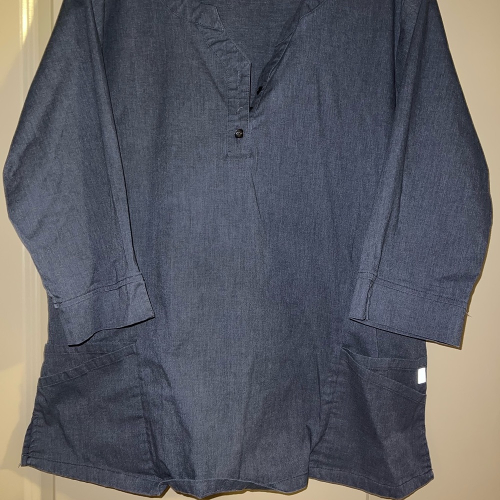 2XL Scoop Neck 3/4 sleeve Scrub top- Butter Soft Brand